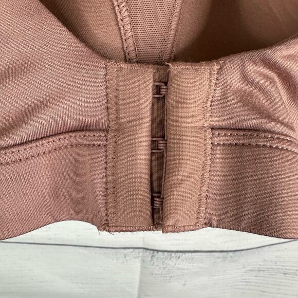 Auden Womens size 38DD Lightly Lined Wire Free Bra Dusty Rose - Picture 5 of 7